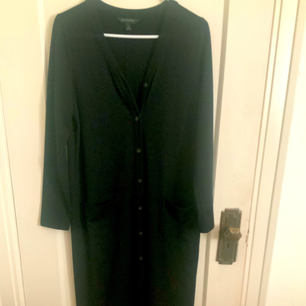 Black below knee fitted Banana Republic Cardigan